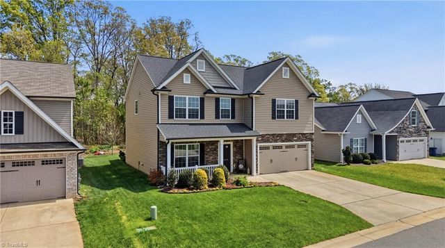 1464 Land Grove Drive, Kernersville, NC 27284