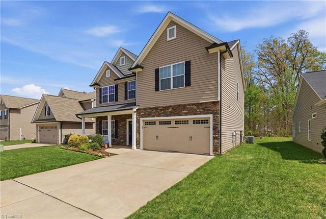 1464 Land Grove Drive, Kernersville, NC 27284