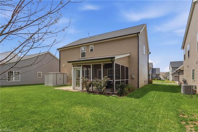 1464 Land Grove Drive, Kernersville, NC 27284