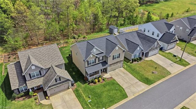 1464 Land Grove Drive, Kernersville, NC 27284