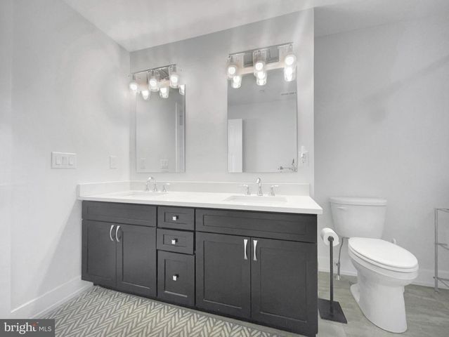 2001 HYVIEW TERRACE, Fort Washington, PA 19034