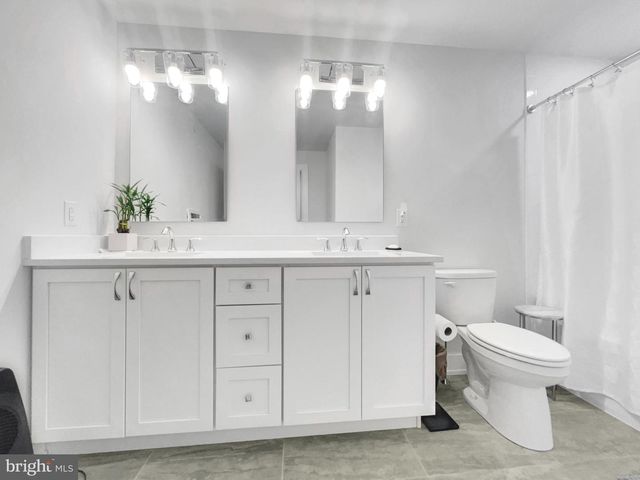 2001 HYVIEW TERRACE, Fort Washington, PA 19034