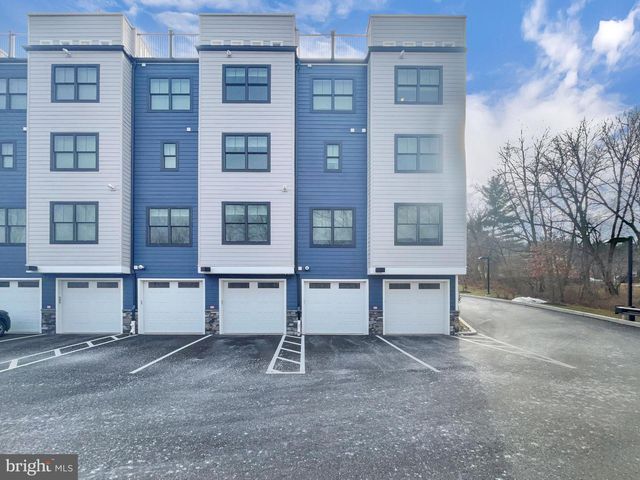 2001 HYVIEW TERRACE, Fort Washington, PA 19034