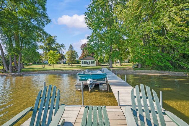 28195 Blackberry Lane, Burr Oak Twp, MI 49091