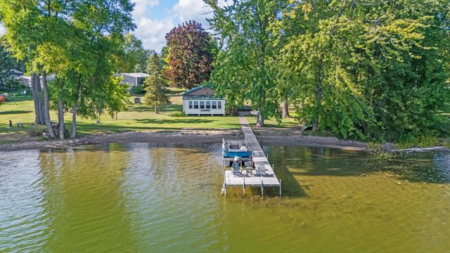 28195 Blackberry Lane, Burr Oak Twp, MI 49091