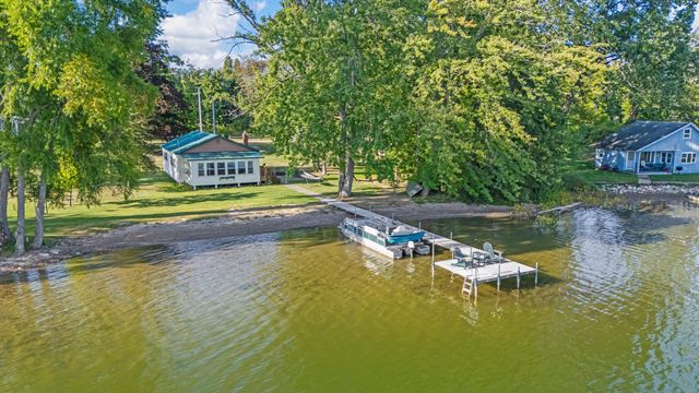 28195 Blackberry Lane, Burr Oak Twp, MI 49091