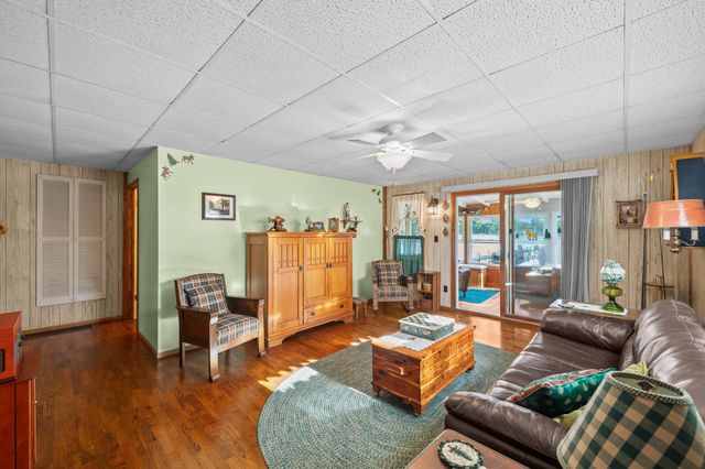 28195 Blackberry Lane, Burr Oak Twp, MI 49091