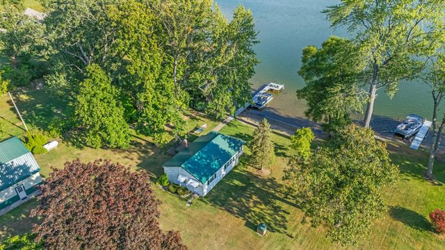 28195 Blackberry Lane, Burr Oak Twp, MI 49091