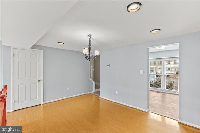 12103 WINONA DR, Woodbridge, VA 22192