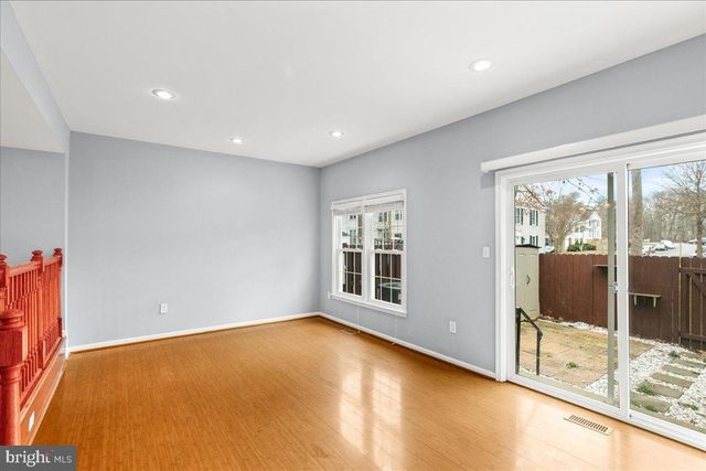 12103 WINONA DR, Woodbridge, VA 22192