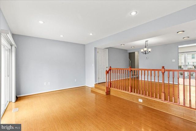 12103 WINONA DR, Woodbridge, VA 22192