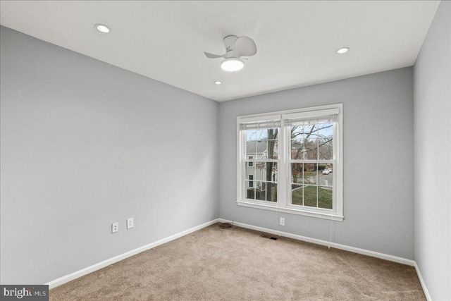 12103 WINONA DR, Woodbridge, VA 22192