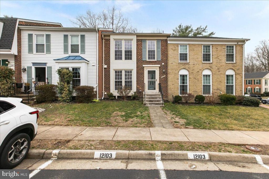 12103 WINONA DR, Woodbridge, VA 22192