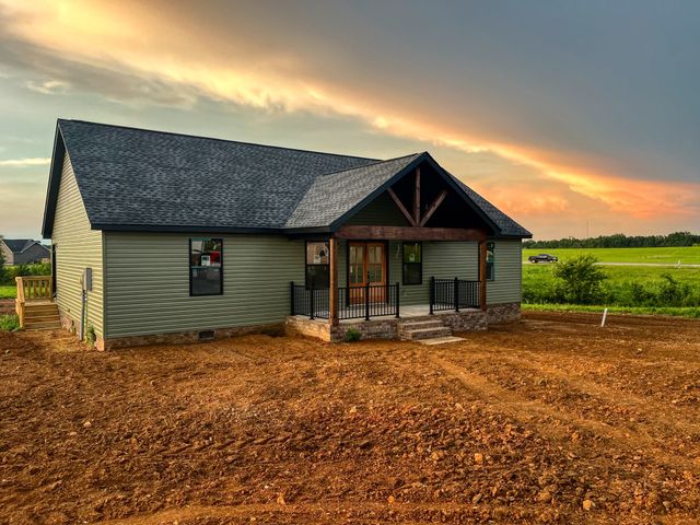 305 Irene ct, Lafayette, TN 37083