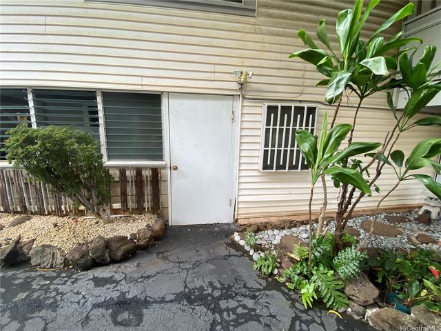 3715 Sierra Drive, Honolulu, HI 96816
