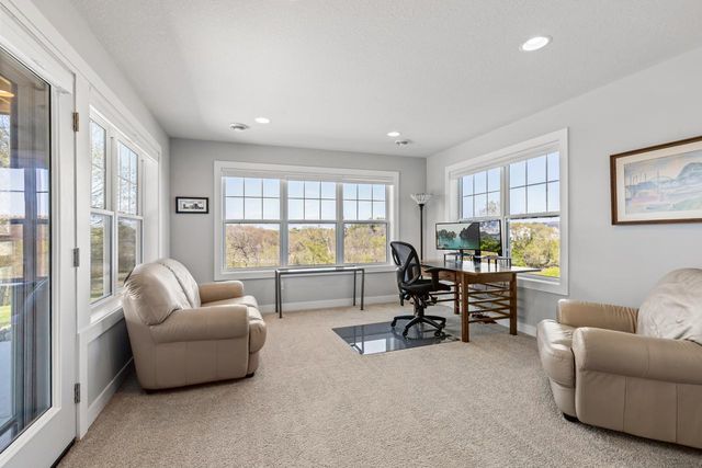 6561 Timber Arch Drive, Chaska, MN 55318