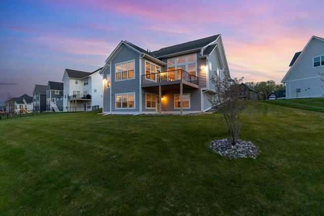 6561 Timber Arch Drive, Chaska, MN 55318