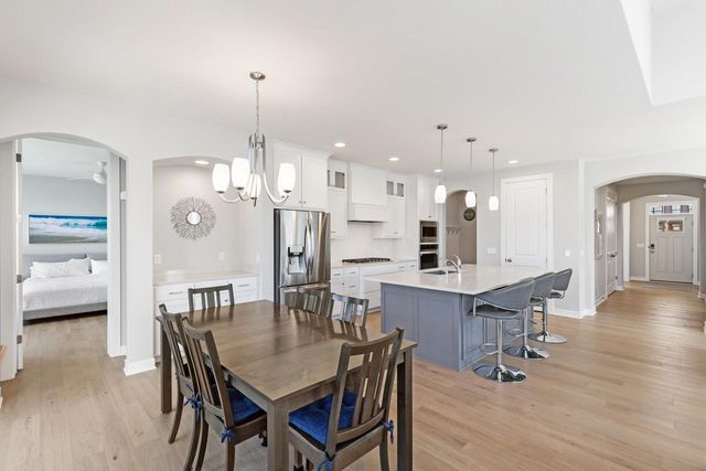 6561 Timber Arch Drive, Chaska, MN 55318