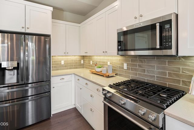4642 SW Yew Leaf Court, Redmond, OR 97756
