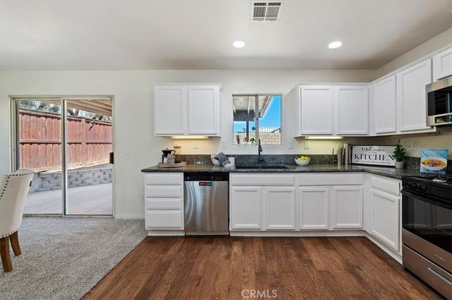 308 Avenue 6, Lake Elsinore, CA 92530