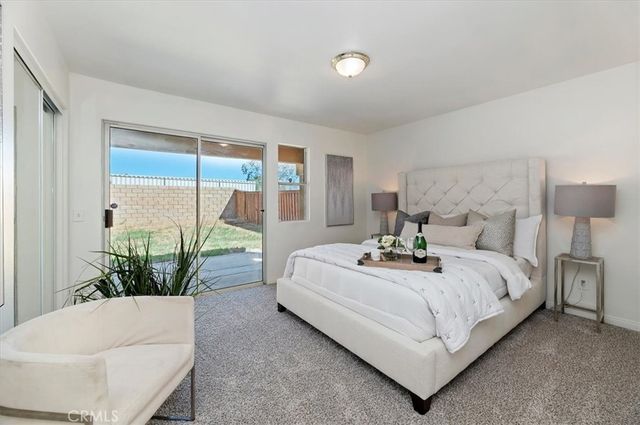 308 Avenue 6, Lake Elsinore, CA 92530