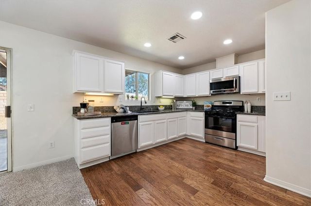 308 Avenue 6, Lake Elsinore, CA 92530