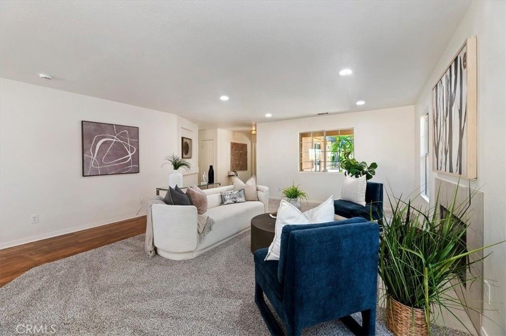 Image 7 of property listing at 308 Avenue 6, Lake Elsinore, CA 92530