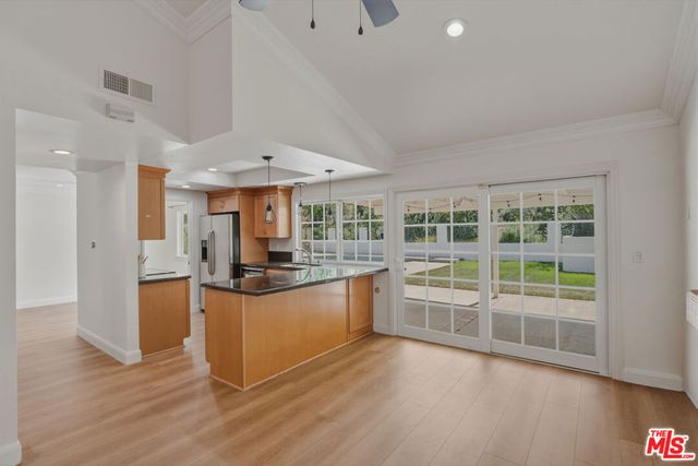 29392 Hillrise Drive, Agoura Hills, CA 91301