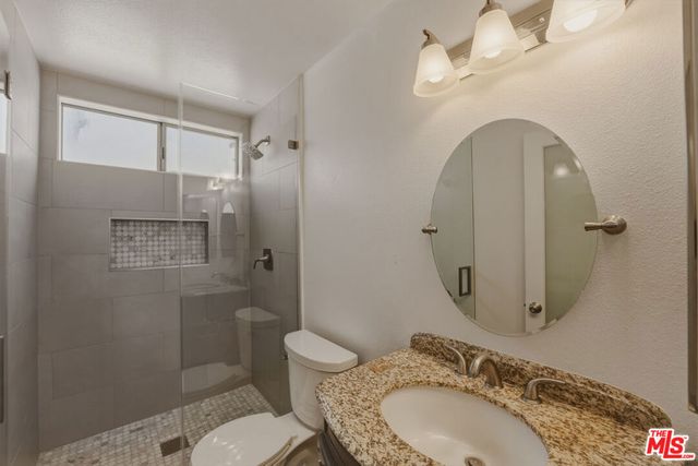 29392 Hillrise Drive, Agoura Hills, CA 91301