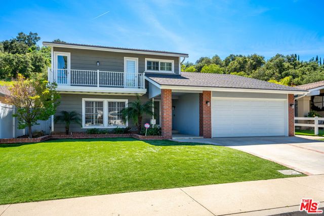 29392 Hillrise Drive, Agoura Hills, CA 91301