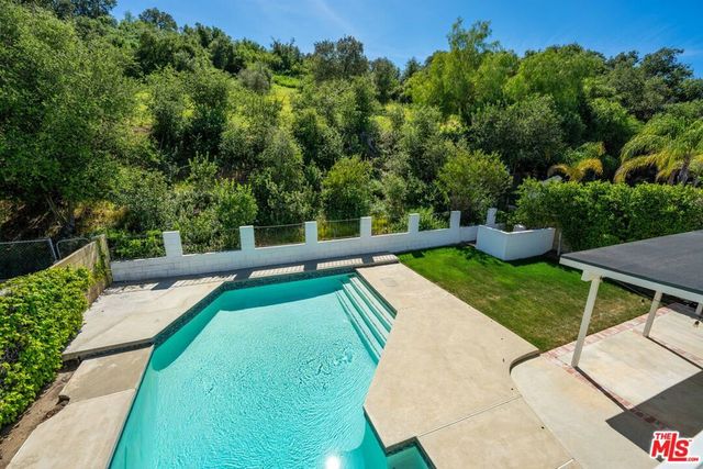 29392 Hillrise Drive, Agoura Hills, CA 91301