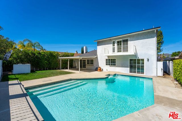 29392 Hillrise Drive, Agoura Hills, CA 91301