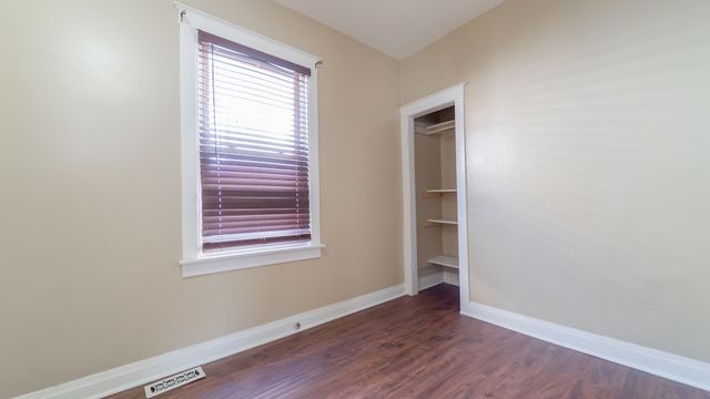 13223 S Buffalo Avenue, Chicago, IL 60633