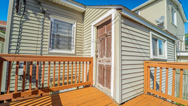 13223 S Buffalo Avenue, Chicago, IL 60633