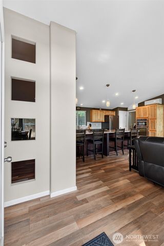 40109 32nd Avenue S, Roy, WA 98580