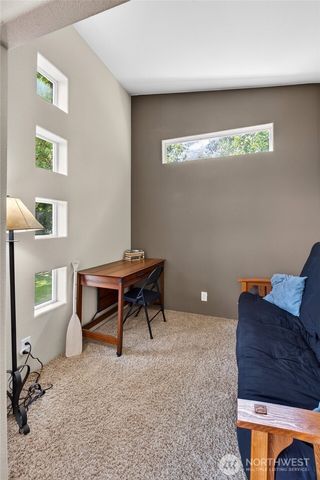 40109 32nd Avenue S, Roy, WA 98580