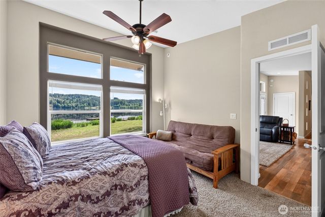 40109 32nd Avenue S, Roy, WA 98580