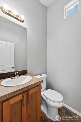 40109 32nd Avenue S, Roy, WA 98580
