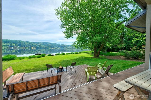 40109 32nd Avenue S, Roy, WA 98580