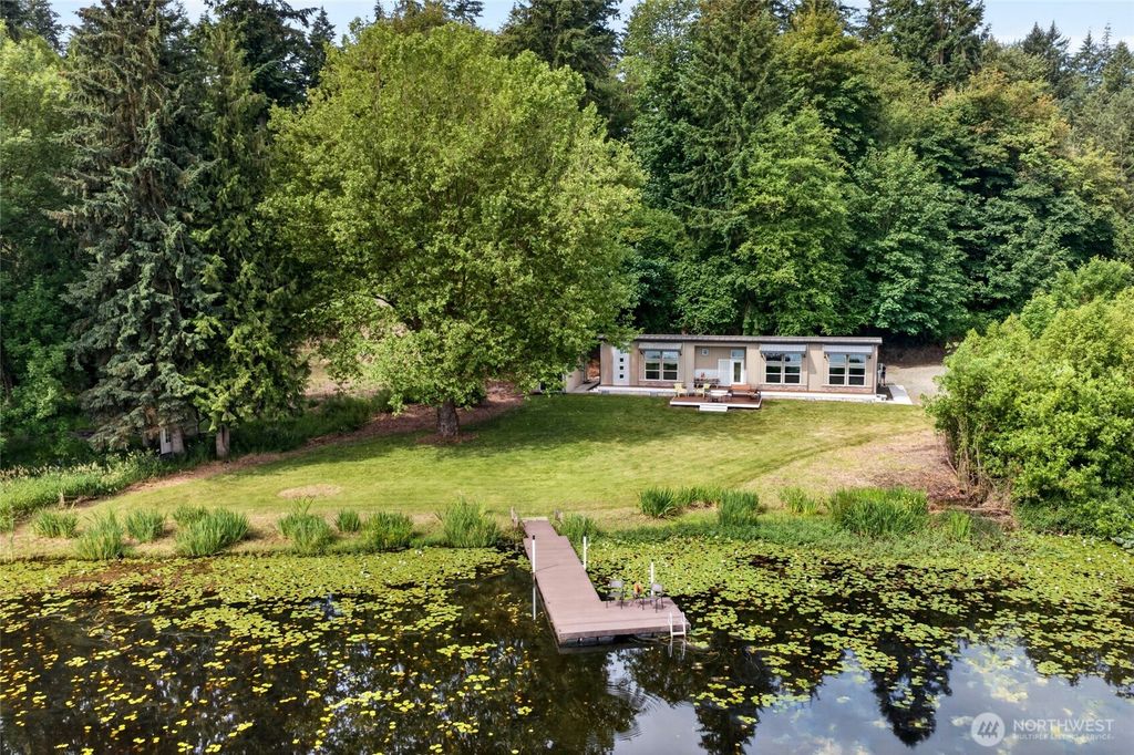 40109 32nd Avenue S, Roy, WA 98580