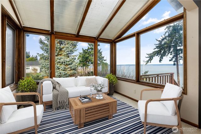 352 Marine Drive, Coupeville, WA 98239