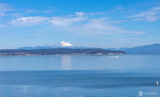 352 Marine Drive, Coupeville, WA 98239