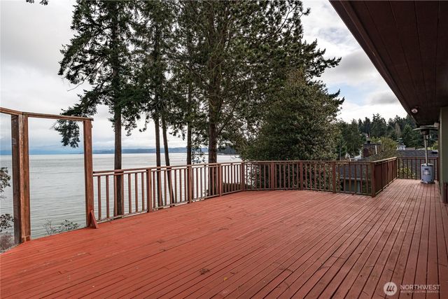 352 Marine Drive, Coupeville, WA 98239
