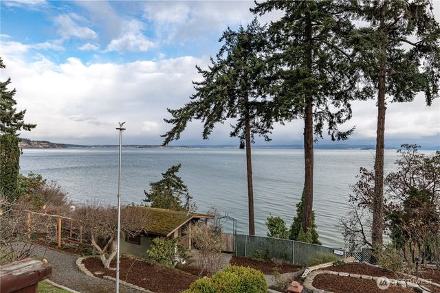 352 Marine Drive, Coupeville, WA 98239