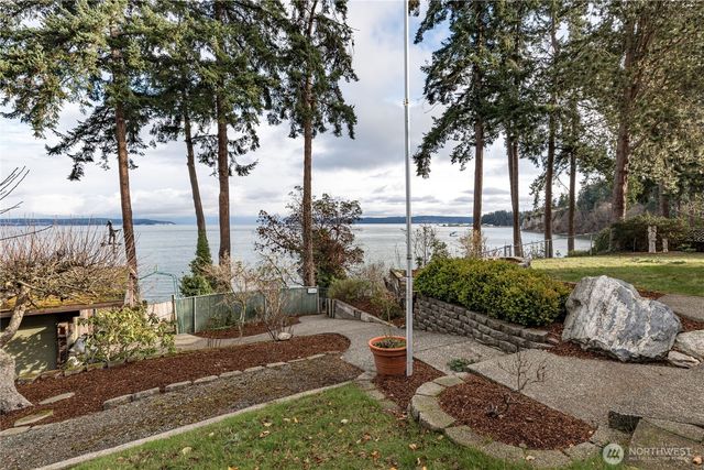 352 Marine Drive, Coupeville, WA 98239