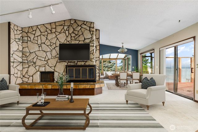 352 Marine Drive, Coupeville, WA 98239