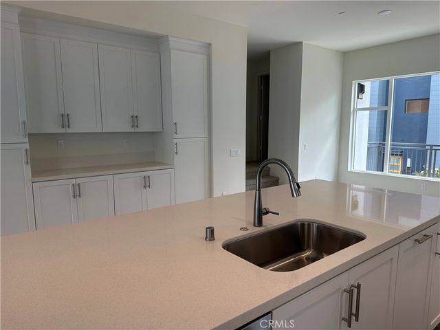 2182 Skylar, Tustin, CA 92782