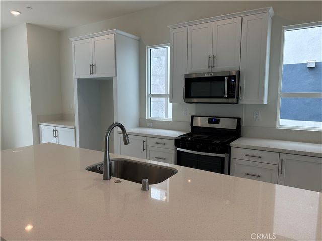 2182 Skylar, Tustin, CA 92782