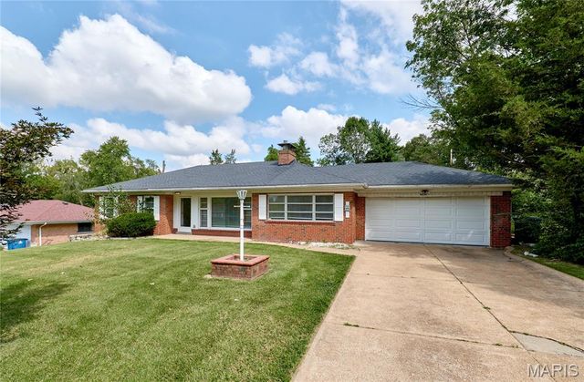 1751 June Drive, St Louis, MO 63138
