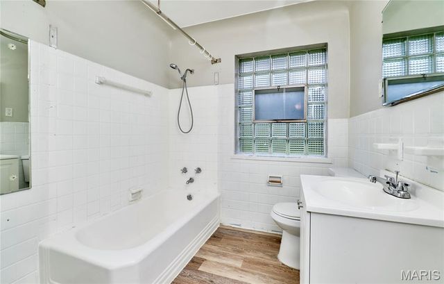 1751 June Drive, St Louis, MO 63138